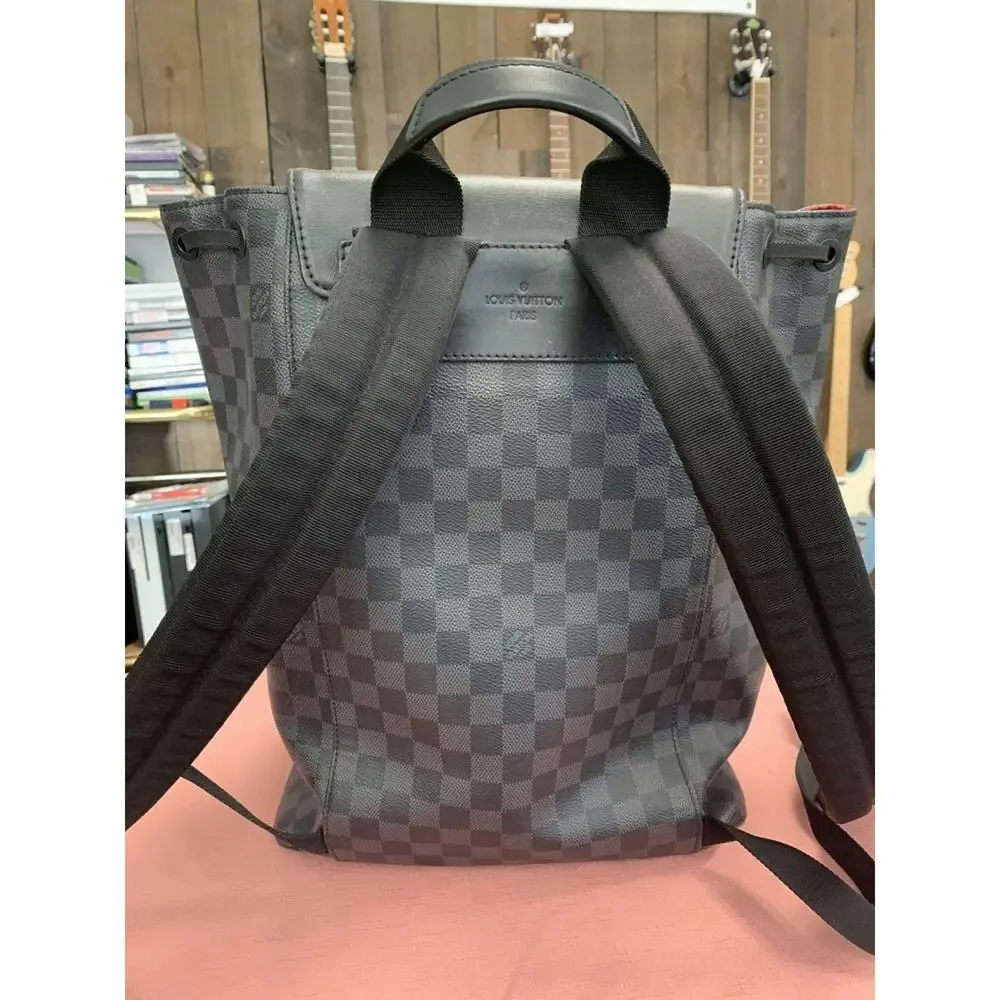 Louis Vuitton this pre